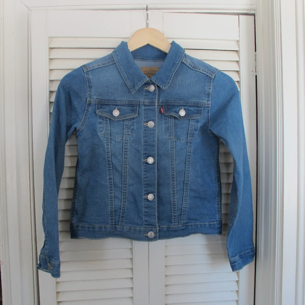 LEVI STRAUSS Women's Jean Jacket (small)